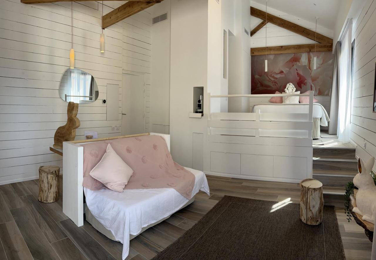 Pan Pan Le Lapin Aubagne-Cassis-Aix En Provence Apartment Exterior photo